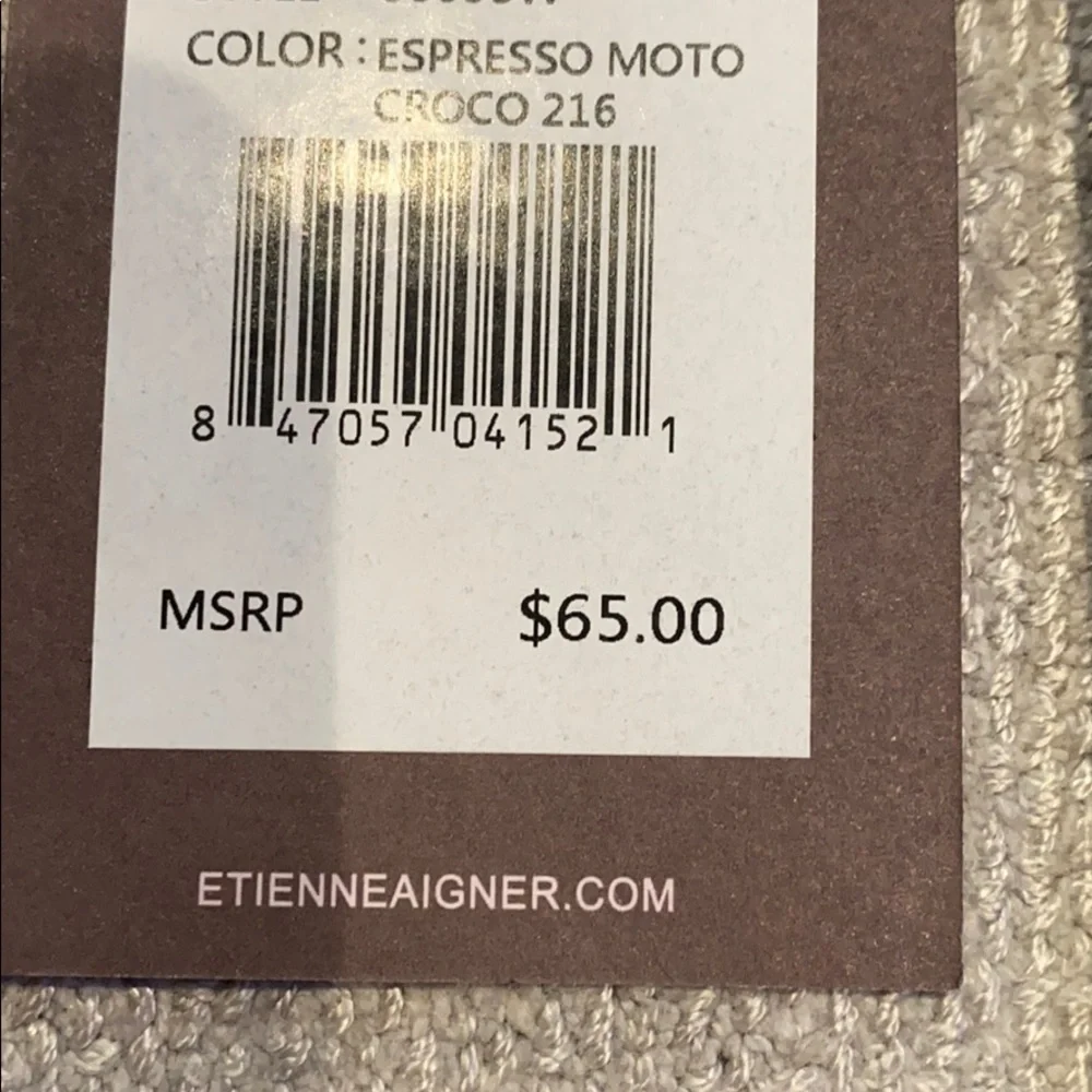 Etienne Aigner leather pouch - Picture 2 of 7